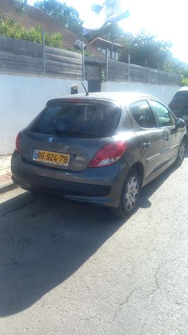 מודעת רכב פיג'ו 207