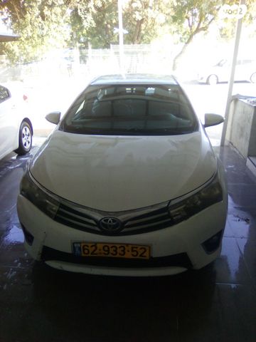 מודעת רכב טויוטה קורולה