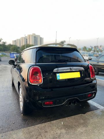 מודעת רכב מיני קופר