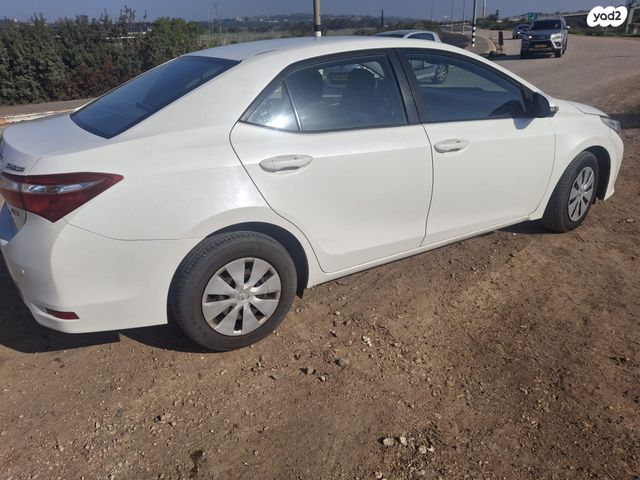 מודעת רכב טויוטה קורולה