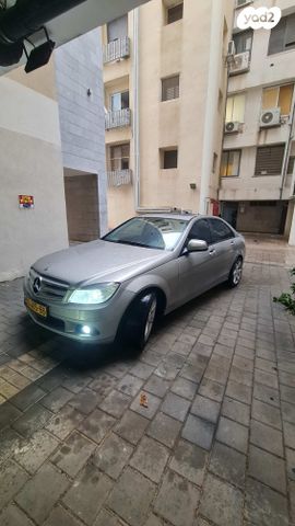 מודעת רכב מרצדס-בנץ C-class