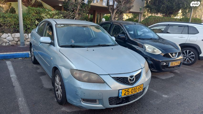מודעת רכב מאזדה 3