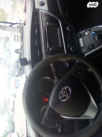 טויוטה אוריס