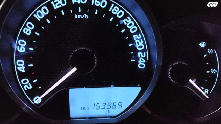 מודעת רכב טויוטה אוריס