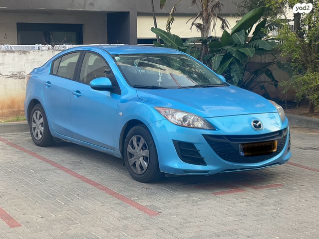 מאזדה 3