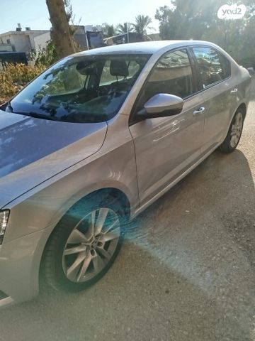 סקודה אוקטביה