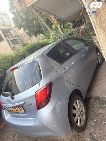 טויוטה יאריס