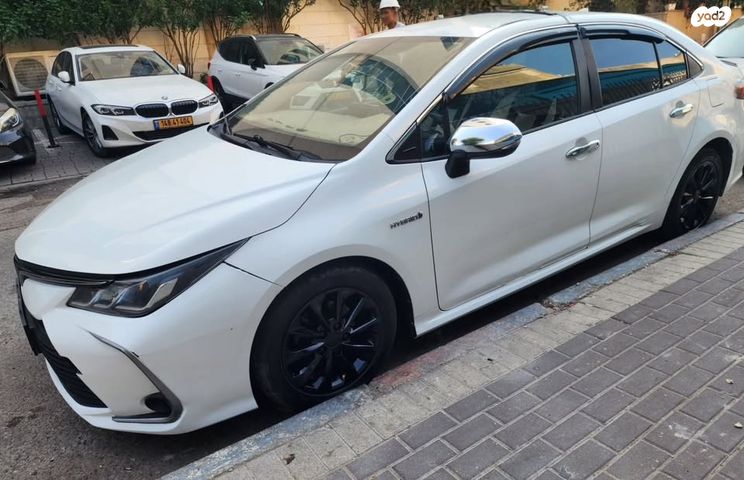 מודעת רכב טויוטה קורולה