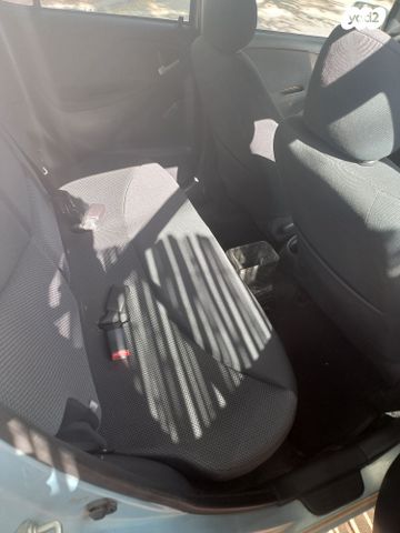 טויוטה יאריס