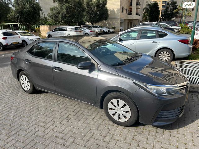 מודעת רכב טויוטה קורולה
