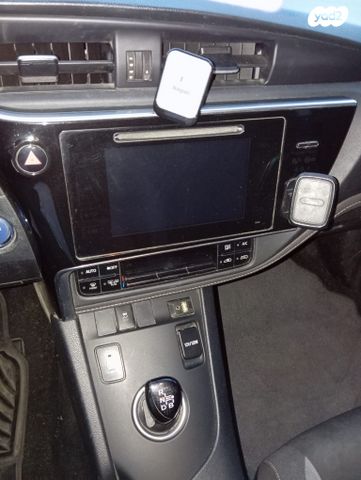 טויוטה אוריס