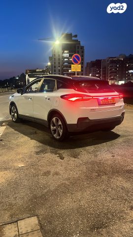 ג׳ילי Geometry C