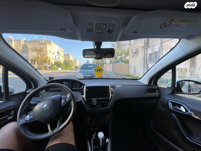 מודעת רכב פיג'ו 208