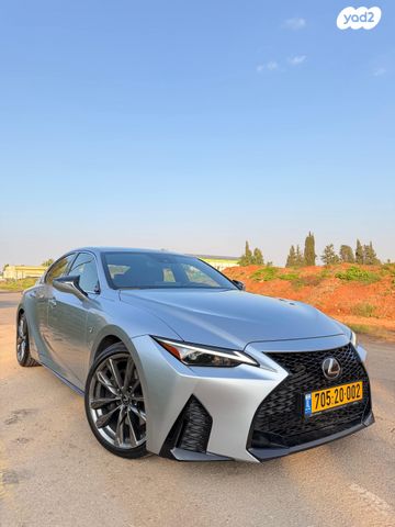 מודעת רכב לקסוס IS