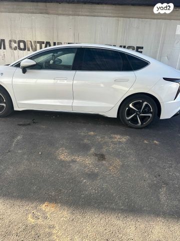 אי.וי איזי Limo