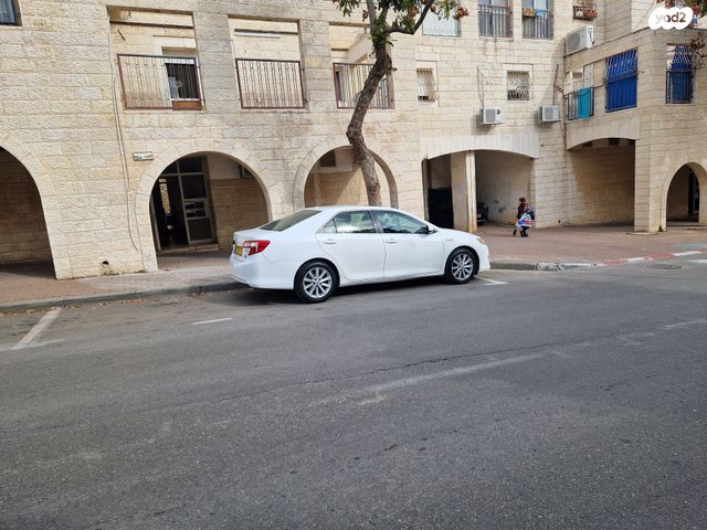 טויוטה קאמרי