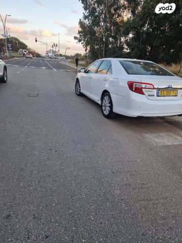 טויוטה קאמרי
