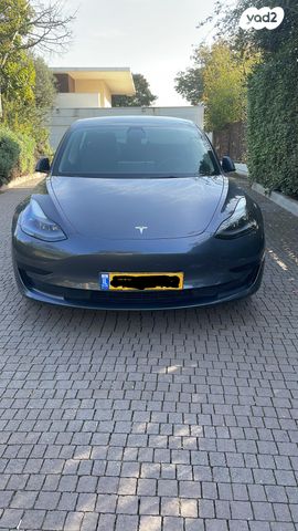 טסלה מודל 3