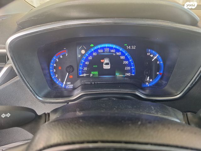 טויוטה קורולה