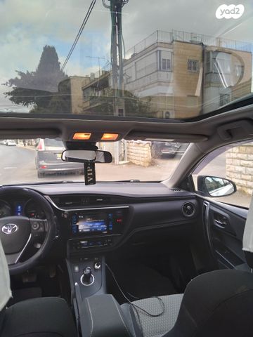 טויוטה אוריס