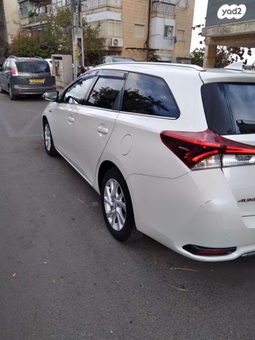 טויוטה אוריס