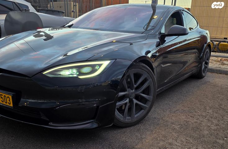 מודעת רכב טסלה מודל S