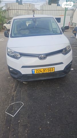 טויוטה פרואייס סיטי