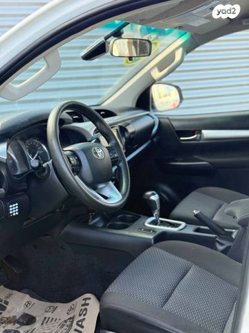 טויוטה היילקס