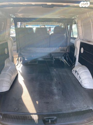 יונדאי H-1 / i800