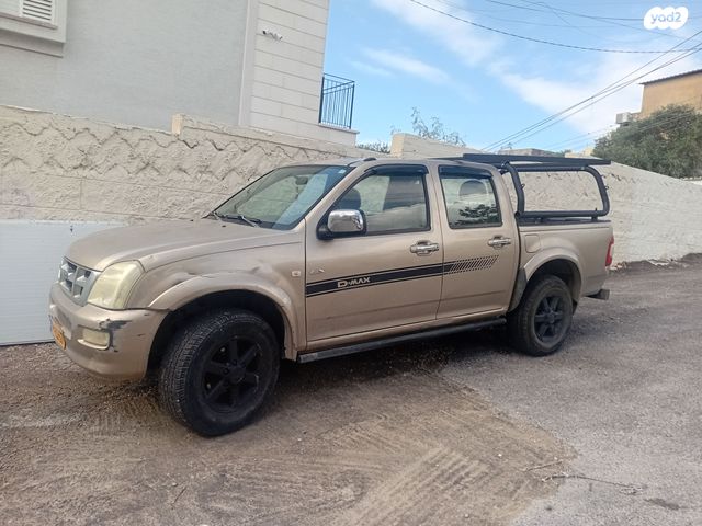 מודעת רכב איסוזו די-מקס