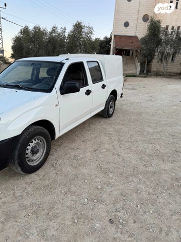 איסוזו די-מקס