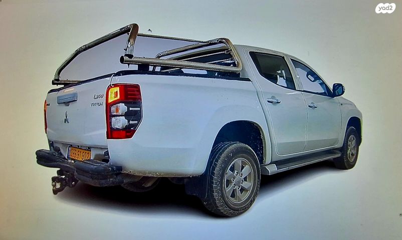 מיצובישי טרייטון / L200