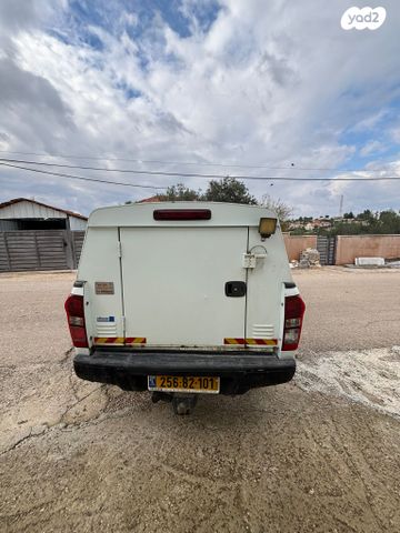 מודעת רכב איסוזו די-מקס