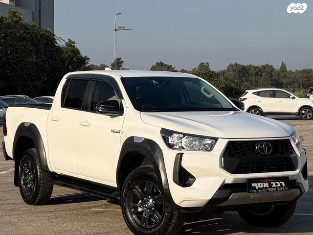 טויוטה היילקס
