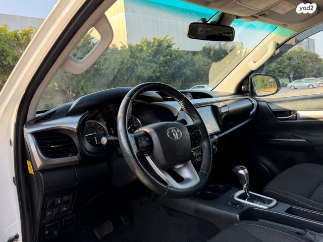 טויוטה היילקס