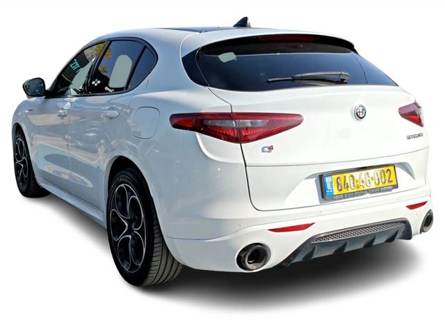 אלפא רומיאו סטלביו