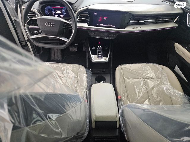 אאודי Q4 e-tron