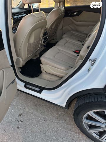 מודעת רכב אאודי Q7