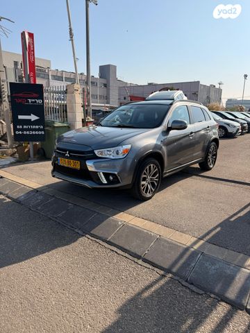 מודעת רכב מיצובישי ASX