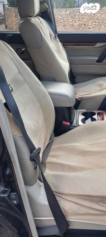 מיצובישי פג'רו