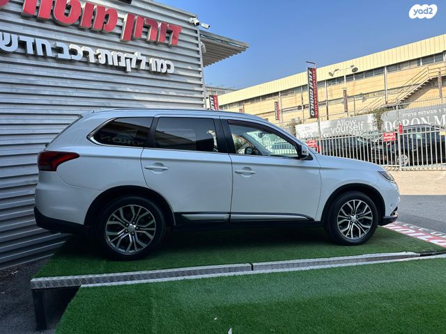 מיצובישי אאוטלנדר