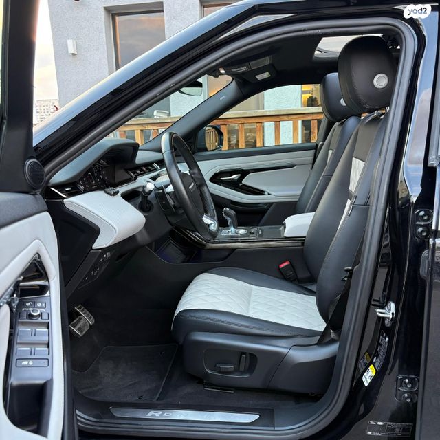 לנד רובר ריינג' רובר איווק