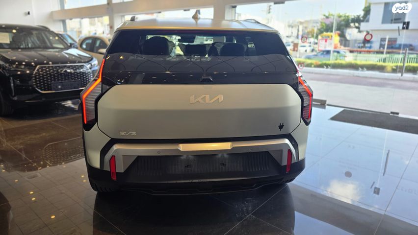 קיה EV3