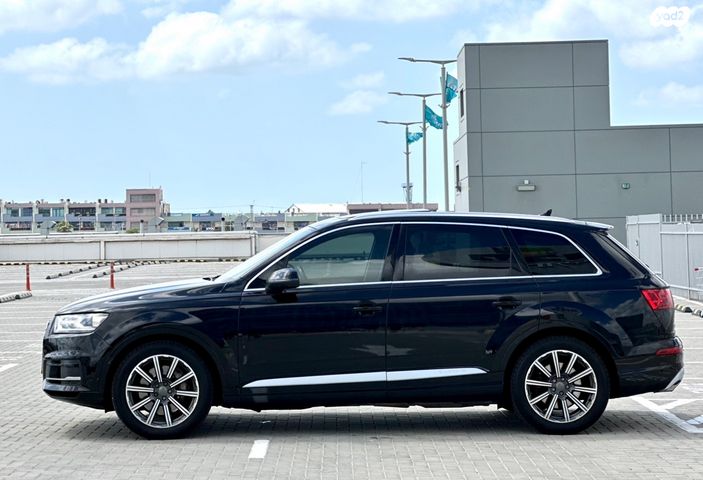 אאודי Q7