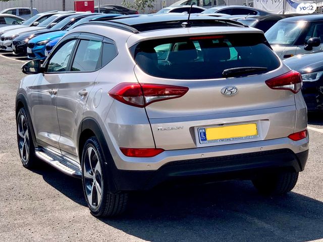 יונדאי טוסון