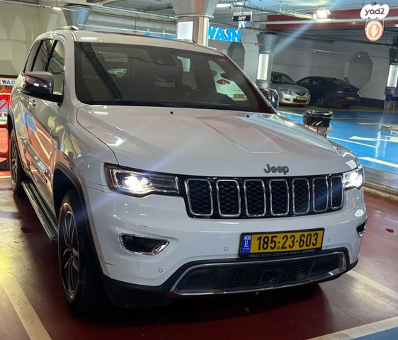 מודעת רכב ג'יפ גרנד צ'ירוקי