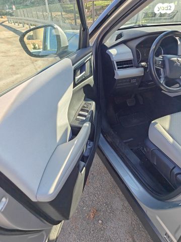 מיצובישי אאוטלנדר