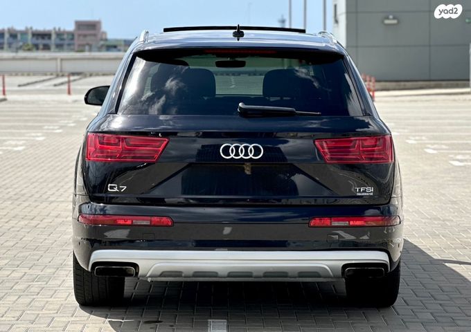 אאודי Q7
