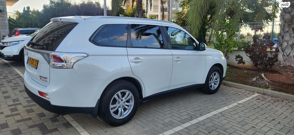 מודעת רכב מיצובישי אאוטלנדר