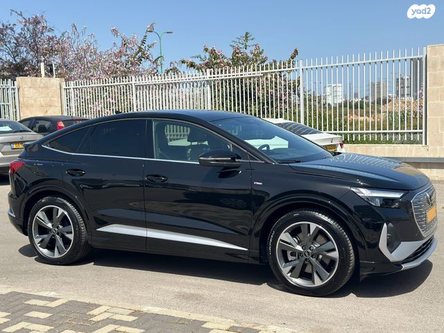 אאודי Q4 e-tron